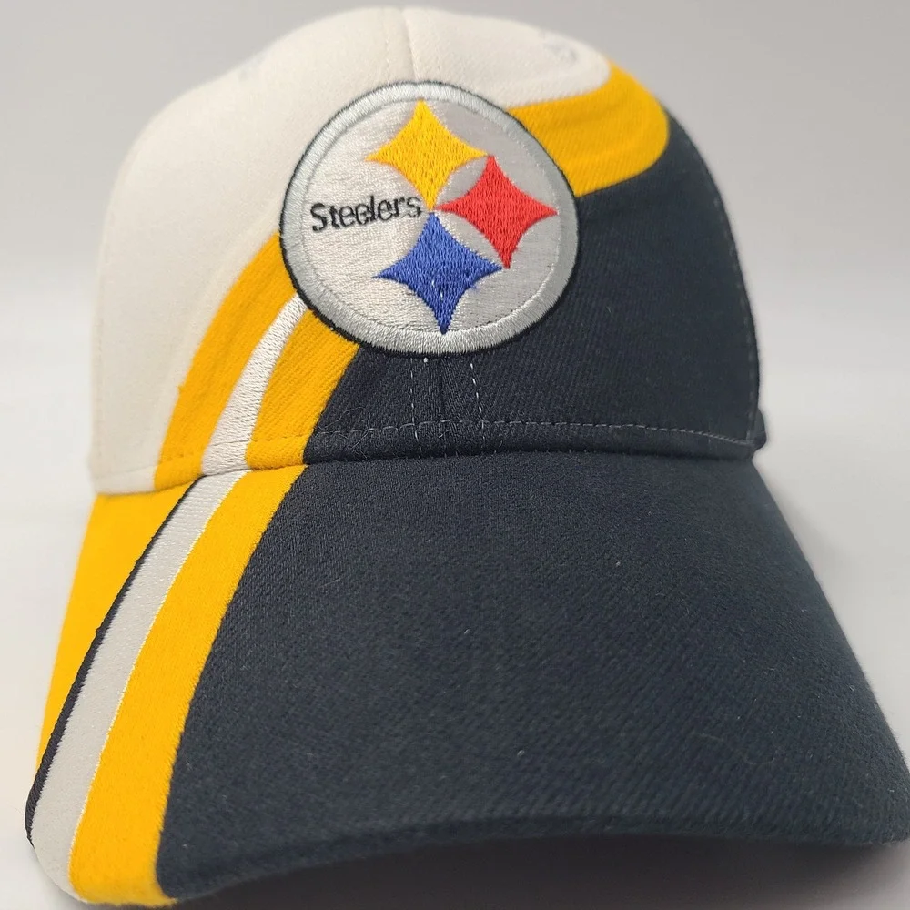 Pittsburgh Steelers Hat Fitted S-M NFL Team Apparel White Black Yellow Swirl Men